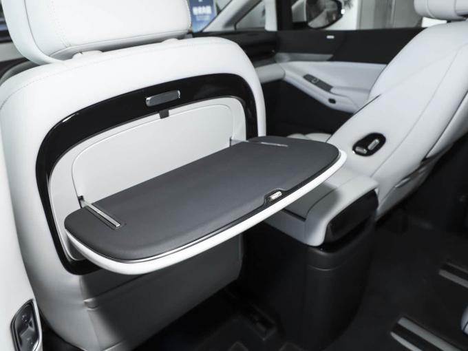 Pure New Energy ODM Véhicule électrique Xpeng X9 Grand modèle spatial MPV EV Nouvelle voiture 10