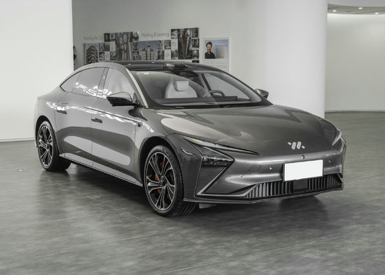 Smart Sport Automotive IM Voiture électrique IM L7 675Km EV Sedan 2023 Nouvelle voiture