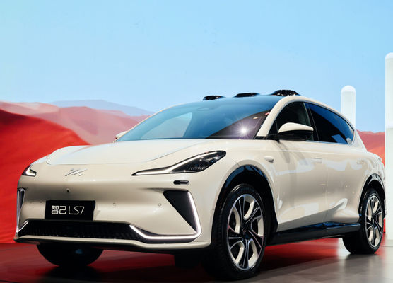 5 portes 5 places Export Fast Ship IM Voiture électrique IM LS7 Automatique SUV phare Nouvelle voiture
