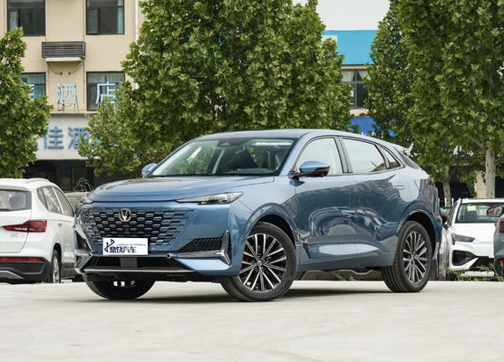 Chang automatique puissant Un EV Chang UNI-K 2.0T 2.0L voiture à essence haute vitesse