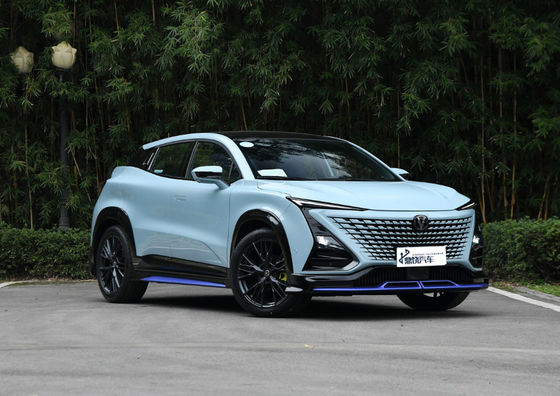2024 Export compétitif de luxe Chang An EV Changan UNI-T Vente en gros de voitures à essence à grande vitesse