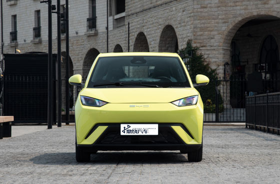 Chine Moins chère nouvelle énergie automatique BYD EV voiture mouette 75Ps 305Km 135Nm 55Kw Véhicule Mini EV nouvelle voiture