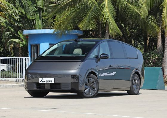 Fabricant personnel adulte Lixiang Mega Véhicule électrique 5 places MPV Auto Pure New Energy EV Car