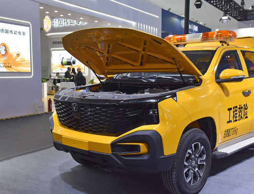 Export Vessel rapide essence carburant hybride Chang An Hunter 470Nm 2.0T 272 Ps camionnette EV nouvelle voiture